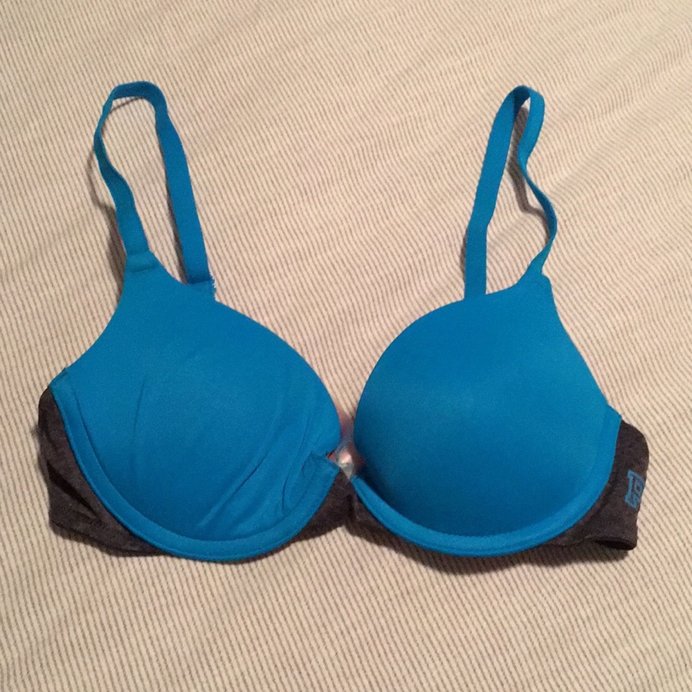 Pink Victoria’s Secret bra
